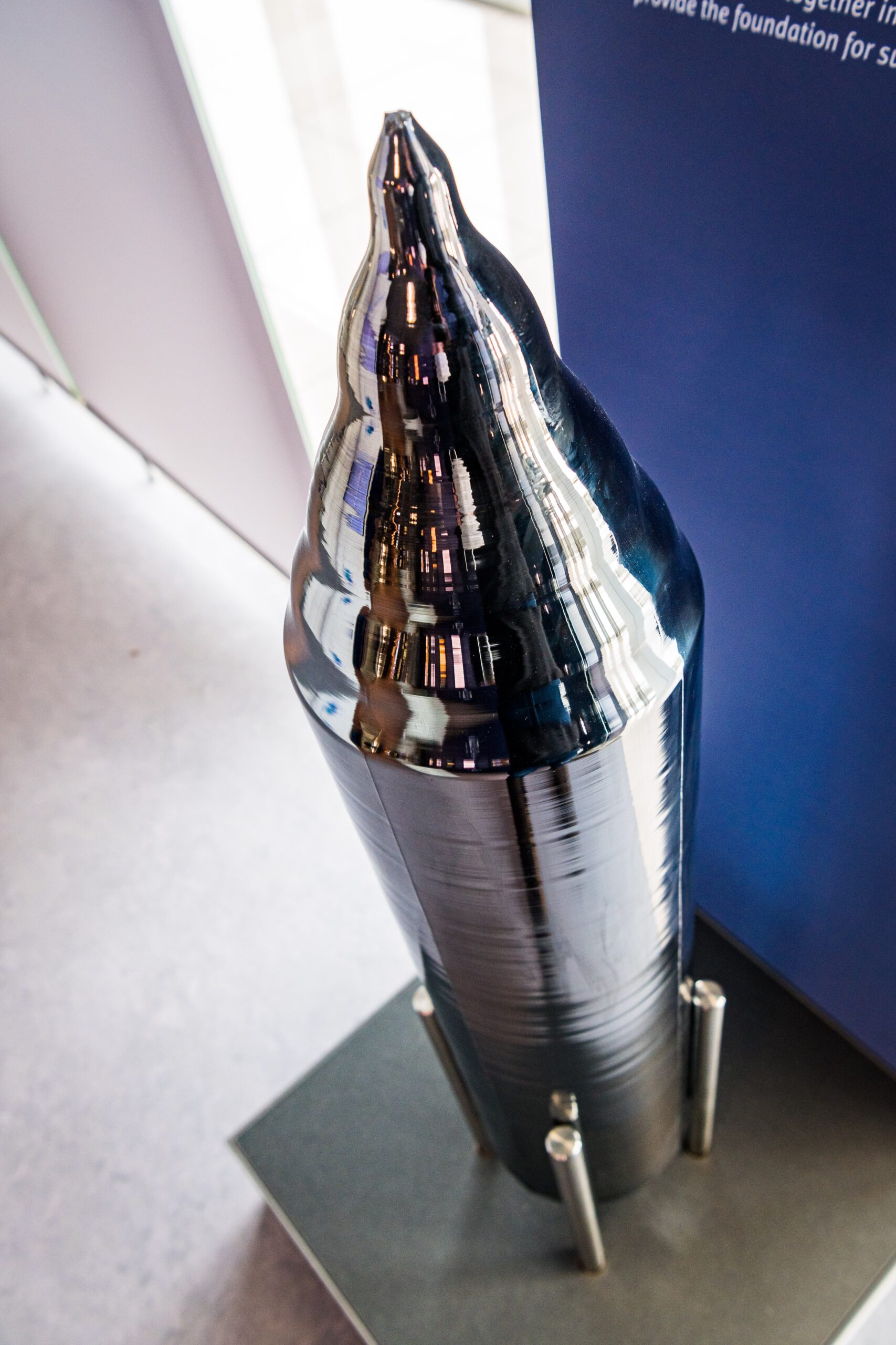A relevant stock photo of einkristall silizium in a typical setting.