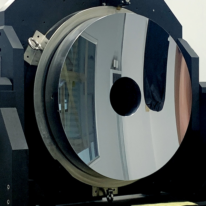 A relevant stock photo of sic mirror in a typical setting.