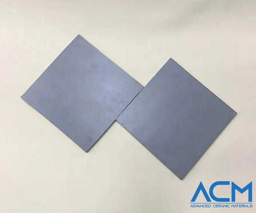 A relevant stock photo of sic plates in a typical setting.