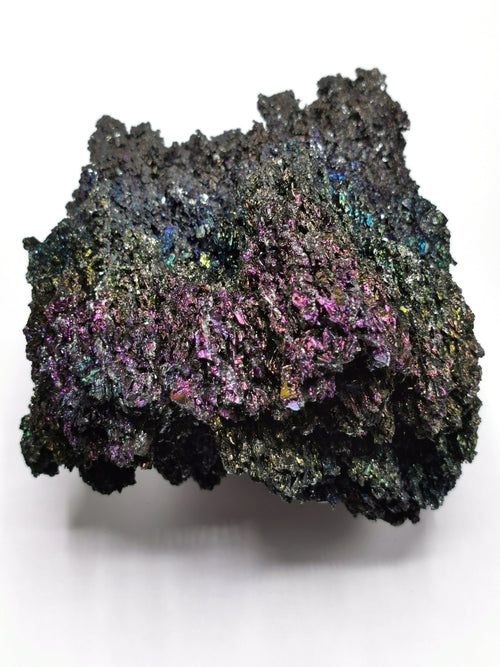 A relevant stock photo of silicon carbide gemstone in a typical setting.