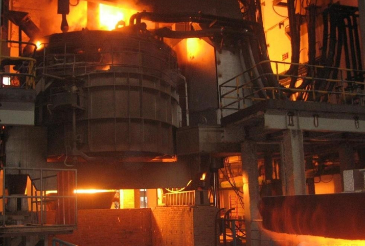 A relevant stock photo of white fused alumina manufacturing process in a typical setting.